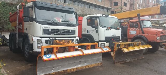 آماده باش راهداران در جادههای زمستانی سوادکوه 5 آماده باش راهداران در جادههای زمستانی سوادکوه