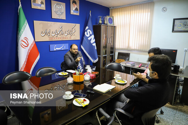 اتصال بدند معدنی به بدنه صنعت/ اردستان دومین مقصد گردشگری در استان