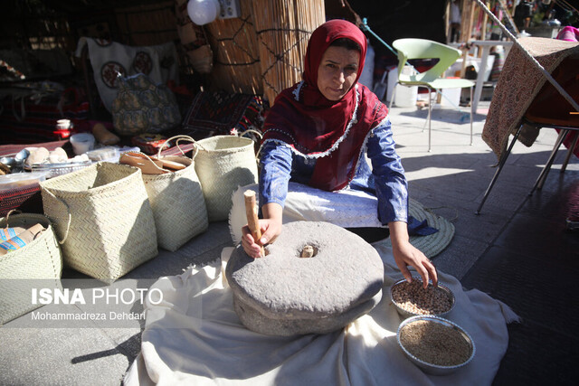 با طایفه ما تعارف نکنید