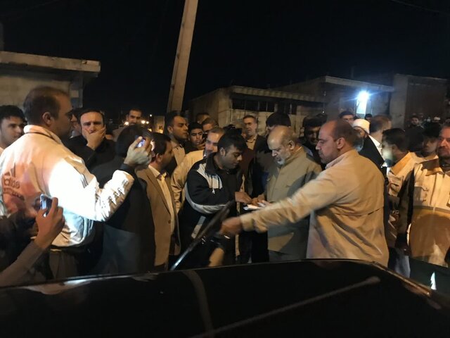 بازدید وزیر کشور از محله محروم "آقاجان" کرمانشاه 2 بازدید وزیر کشور از محله محروم "آقاجان" کرمانشاه