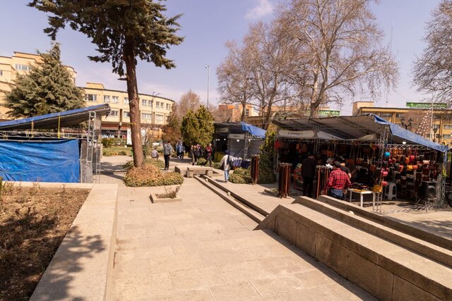 برپایی ۳۲۰ غرفه صنایعدستی در همدان 3 برپایی ۳۲۰ غرفه صنایعدستی در همدان