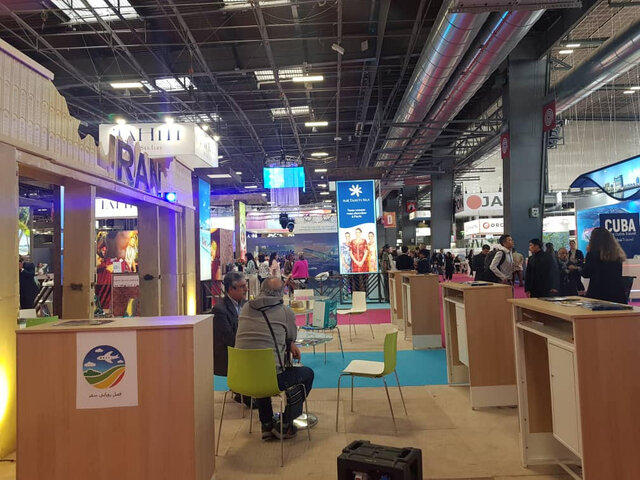 تصویری که از ایران در فرانسه به نمایش گذاشته شد 3 تصویری که از ایران در فرانسه به نمایش گذاشته شد