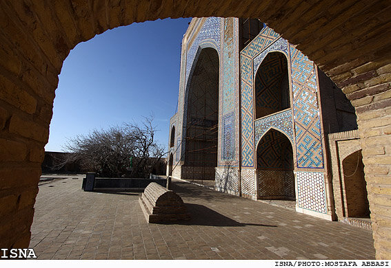 تماشای تاریخ تیموری در آرامگاه ابوبکر تایبادی