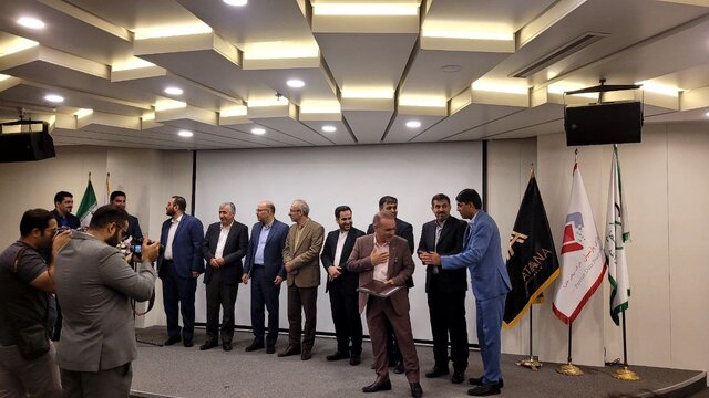 خطابی به مجلس: «گرانی سفر را باور کنید»