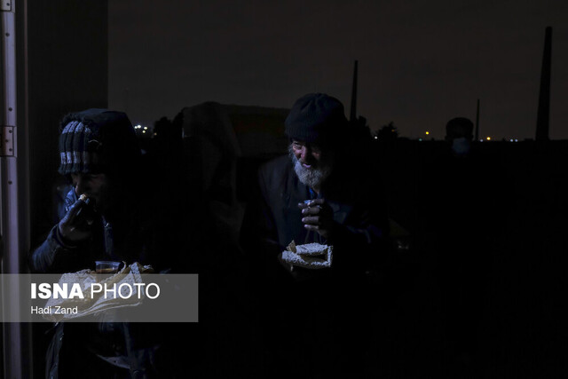 دخمههایی در غبار 4 دخمههایی در غبار