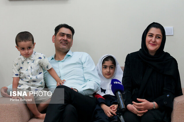 در جستجوی «نور»؛ دو راهی بر سر دیدن و ندیدن ... 6 در جستجوی «نور»؛ دو راهی بر سر دیدن و ندیدن ...