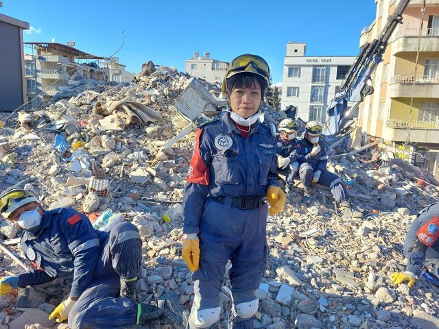 زلزله ترکیه و زنان امدادگر 3 زلزله ترکیه و زنان امدادگر