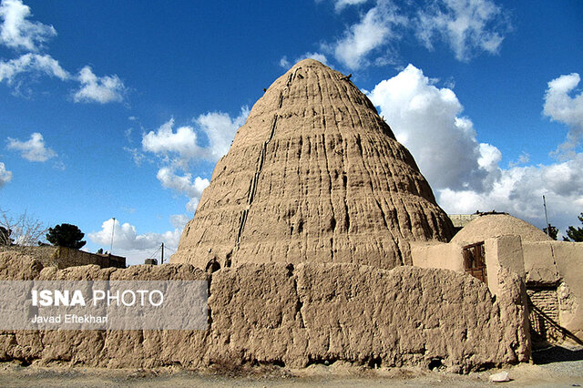 سفر به ۲۵۰۰ سال تاریخ 4 سفر به ۲۵۰۰ سال تاریخ