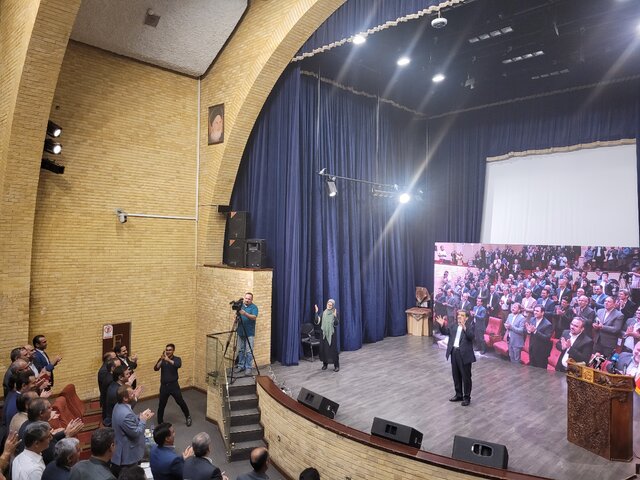 سهرابخوانی ضرغامی و تفاهم با وزارت نفت و نیرو و محیط زیست 2 سهرابخوانی ضرغامی و تفاهم با وزارت نفت و نیرو و محیط زیست