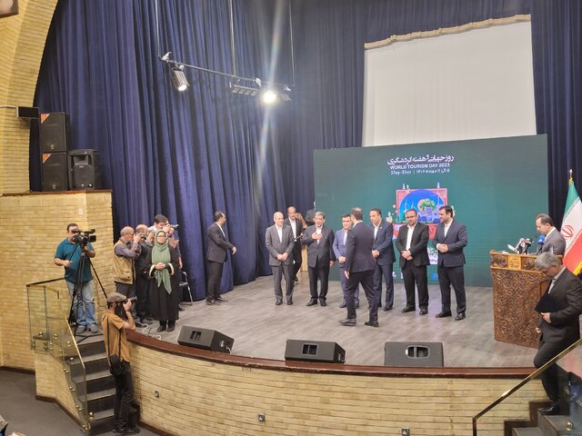 سهرابخوانی ضرغامی و تفاهم با وزارت نفت و نیرو و محیط زیست 3 سهرابخوانی ضرغامی و تفاهم با وزارت نفت و نیرو و محیط زیست