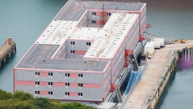 شیوع باکتری کشنده در «زندان شناور» انگلیس/ پناهجویان پس از ۴ روز تخلیه شدند 5 d8b4db8cd988d8b9 d8a8d8a7daa9d8aad8b1db8c daa9d8b4d986d8afd987 d8afd8b1 d8b2d986d8afd8a7d986 d8b4d986d8a7d988d8b1 d8a7d986daaf 65a56250e4003