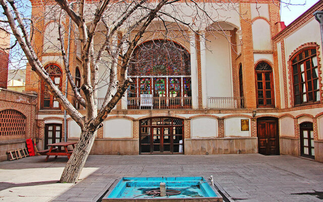 عظمت و زیبایی در آجر به آجر خانههای تاریخی تبریز 20 عظمت و زیبایی در آجر به آجر خانههای تاریخی تبریز