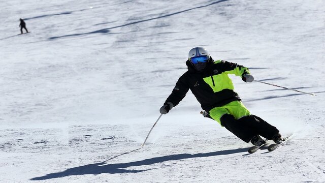 عمده درخواستهای مالک مجموعه آلوارس مهرگان بحق است/ پیست اسکی آلوارس بینالمللی میشود 4 عمده درخواستهای مالک مجموعه آلوارس مهرگان بحق است/ پیست اسکی آلوارس بینالمللی میشود
