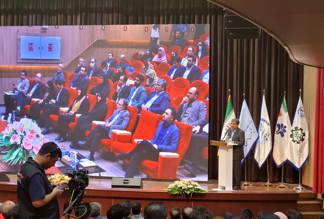 فضای مجازی را غیرقانونی و گناه می‌دانند