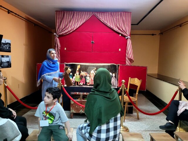 قصههای عجیب درباره کودکی در ایران 7 قصههای عجیب درباره کودکی در ایران