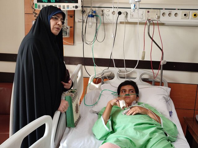 منهای یک وجب زیر زانو در بازی «عشق»