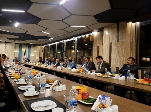 موج جدید مهاجرت و بیکاری در گردشگری و انتقادهایی به یک وزارت 2 موج جدید مهاجرت و بیکاری در گردشگری و انتقادهایی به یک وزارت