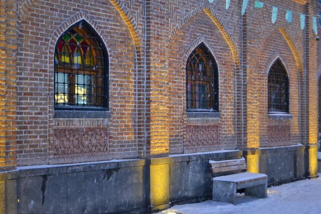 نمایی از بقعه شیخ صفی اردبیل زیبا و برفی