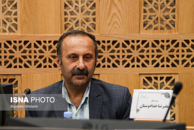 نوجوان نوجوی امروز؛ در کشاکش خلاقیت و بحران هویت 5 نوجوان نوجوی امروز؛ در کشاکش خلاقیت و بحران هویت