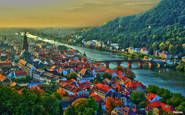 هالاشتات؛ مرواریدی در اتریش 2 هالاشتات؛ مرواریدی در اتریش