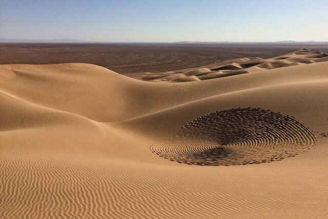 کویر «ریگ جن»؛ شگفت‌انگیز و پُر رمز و راز