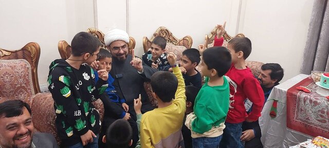 یلدای خاص مسئولین در گلستان 4 یلدای خاص مسئولین در گلستان