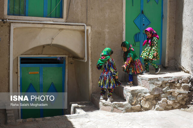 سرزمین رنگ‌های ایران، میزبان نوروز