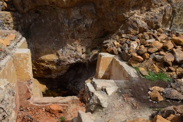 سفری به چشمههای شفابخش آبگرم محلات 3 سفری به چشمههای شفابخش آبگرم محلات