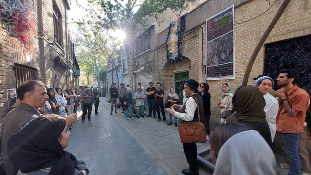 ایدهای برای پسماندهای کفش در خانه پدری «جلال آل احمد» 2 ایدهای برای پسماندهای کفش در خانه پدری «جلال آل احمد»