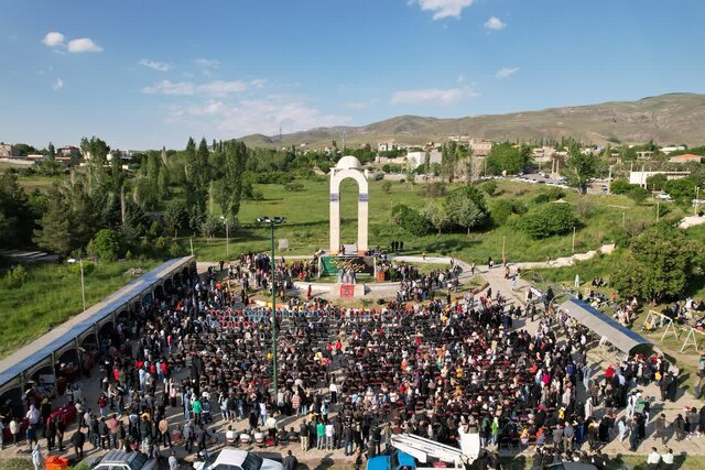 تخصیص اعتبار ۳۵ میلیارد ریالی برای توسعه زیرساختهای پل معلق پیرتقی شهرستان کوثر 2 تخصیص اعتبار ۳۵ میلیارد ریالی برای توسعه زیرساختهای پل معلق پیرتقی شهرستان کوثر