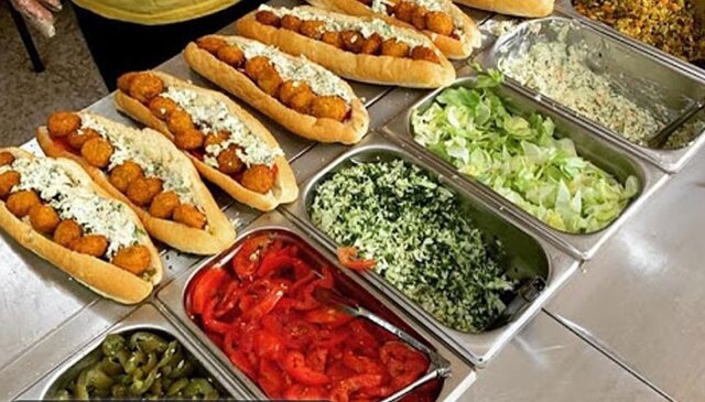 تجربه گردشگری خوراک با فلافل خوزستان در اصفهان 3 تجربه گردشگری خوراک با فلافل خوزستان در اصفهان