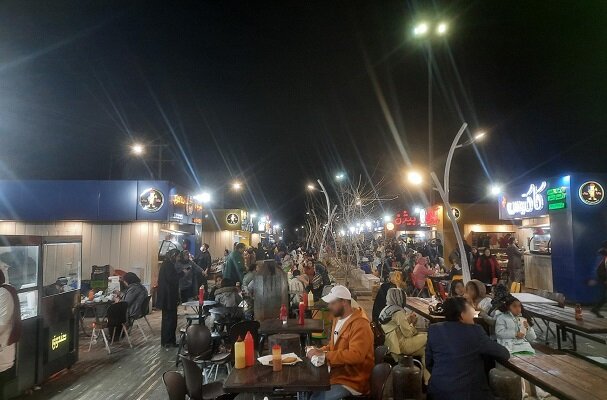 تجربه گردشگری خوراک با فلافل خوزستان در اصفهان 5 تجربه گردشگری خوراک با فلافل خوزستان در اصفهان