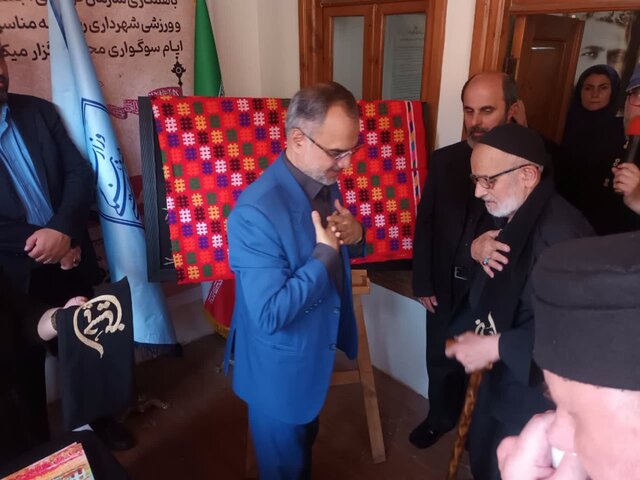 رویداد عاشورایی هنرمندان صنایع دستی در رشت برگزار شد 3 رویداد عاشورایی هنرمندان صنایع دستی در رشت برگزار شد