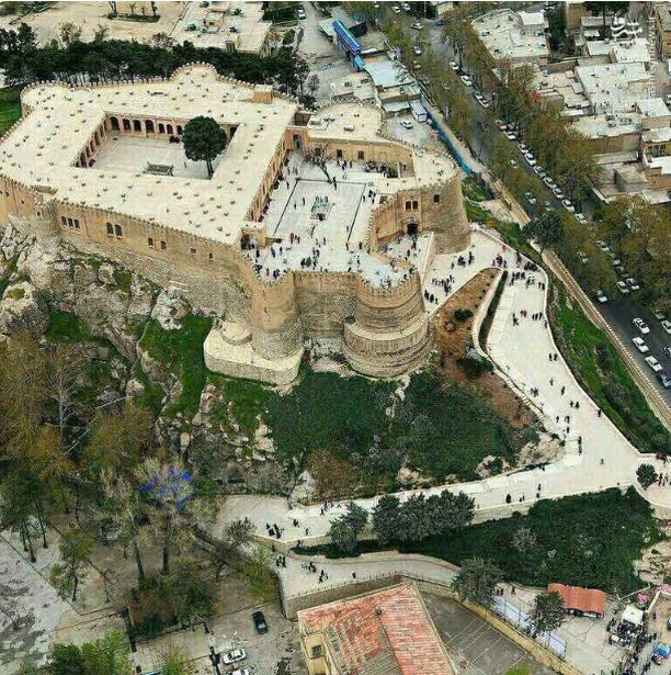 جاذبههای اعجابانگیز خرمآباد از «فلکالافلاک» تا «گرداب سنگی»! 4 جاذبههای اعجابانگیز خرمآباد از «فلکالافلاک» تا «گرداب سنگی»!