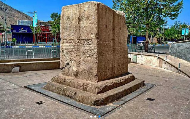 جاذبههای اعجابانگیز خرمآباد از «فلکالافلاک» تا «گرداب سنگی»! 10 جاذبههای اعجابانگیز خرمآباد از «فلکالافلاک» تا «گرداب سنگی»!