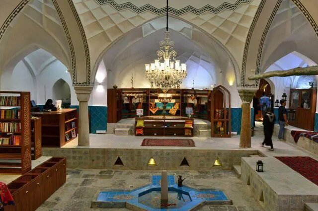 جاذبههای اعجابانگیز خرمآباد از «فلکالافلاک» تا «گرداب سنگی»! 12 جاذبههای اعجابانگیز خرمآباد از «فلکالافلاک» تا «گرداب سنگی»!