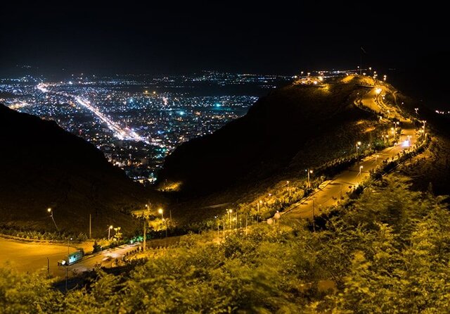 جاذبههای اعجابانگیز خرمآباد از «فلکالافلاک» تا «گرداب سنگی»! 21 جاذبههای اعجابانگیز خرمآباد از «فلکالافلاک» تا «گرداب سنگی»!