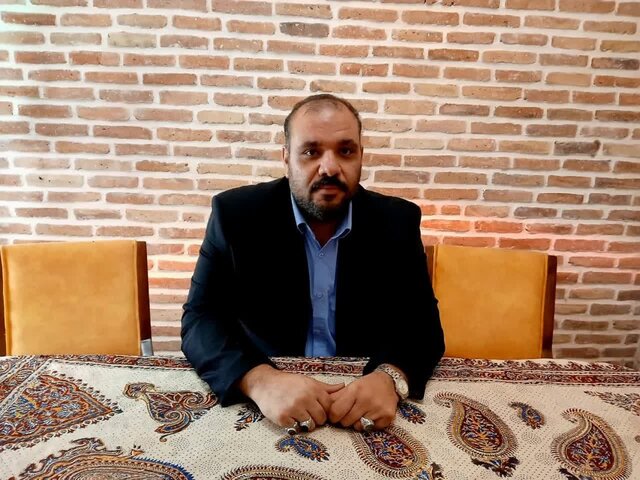 دیپلماتهای خارجی حوزه اقتصاد برای اولین بار به تویسرکان میآیند 2 دیپلماتهای خارجی حوزه اقتصاد برای اولین بار به تویسرکان میآیند