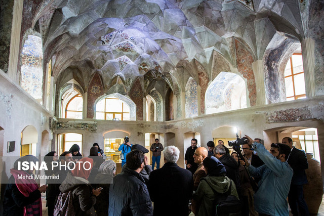 «عمارت چهلستون» نگین معماری صفویه در قزوین 3 «عمارت چهلستون» نگین معماری صفویه در قزوین