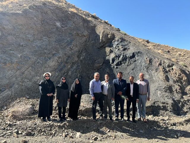 ردپای دایناسور، مهمترین جاذبه گردشگری شهرستان زرند