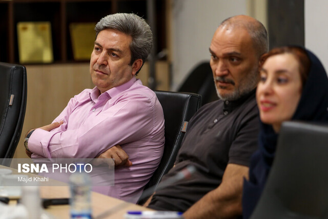 من شبیه تو هستم حتی اگر نبینم