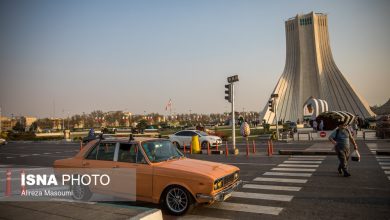 آغاز عملیات بازپیرایی چمنهای میدان آزادی پس از ۱۵ سال/ ۴۰ هزار مترمربع مساحت کل چمن رینگ داخلی میدان 6 d8a2d8bad8a7d8b2 d8b9d985d984db8cd8a7d8aa d8a8d8a7d8b2d9bedb8cd8b1d8a7db8cdb8c da86d985d986d987d8a7db8c d985db8cd8afd8a7d986 d8a2 6926bded74d8f