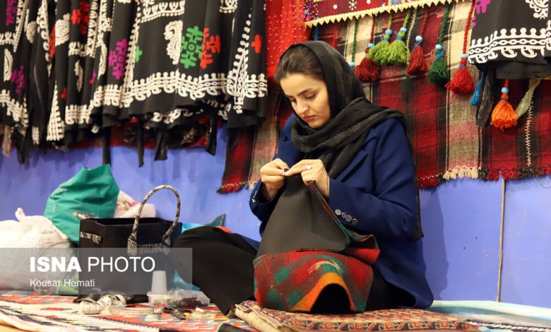 امضای تفاهمنامه ٣ همتی برای حمایت از مشاغل حوزه صنایع دستی و گردشگر 1 d8a7d985d8b6d8a7db8c d8aad981d8a7d987d985d986d8a7d985d987 d9a3 d987d985d8aadb8c d8a8d8b1d8a7db8c d8add985d8a7db8cd8aa d8a7d8b2 6925fbf8930f6