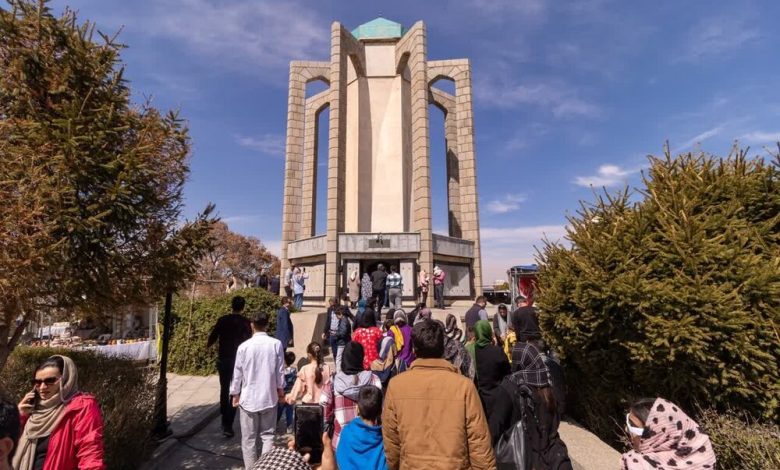 بازدید بیش از ۲۰هزار گردشگر از همدان 1 d8a8d8a7d8b2d8afdb8cd8af d8a8db8cd8b4 d8a7d8b2 dbb2dbb0d987d8b2d8a7d8b1 daafd8b1d8afd8b4daafd8b1 d8a7d8b2 d987d985d8afd8a7d986 6926e3c74b34c