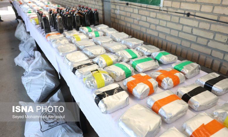 بررسی مجازاتهای قانون مبارزه با مواد مخدر/ لزوم ضربه به بنیانهای مالی قاچاقچیان به جای مجازاتهای بیاثر 1 d8a8d8b1d8b1d8b3db8c d985d8acd8a7d8b2d8a7d8aad987d8a7db8c d982d8a7d986d988d986 d985d8a8d8a7d8b1d8b2d987 d8a8d8a7 d985d988d8a7d8af 6923116cb19ea