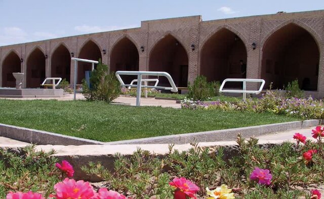 «جهان‌شهر پسته و مس» میزبان مسافران نوروزی