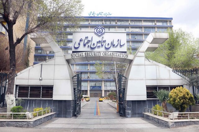 در شرایط فعلی، مردم نگران خدمات بیمه‌ای نباشند