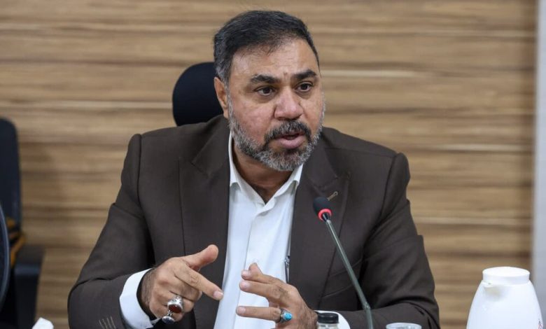 رانندگان مسافر به دلیل هزینه سنگین بیمه تامین اجتماعی به بیمه روستایی پناه بردهاند 1 d8b1d8a7d986d986d8afdaafd8a7d986 d985d8b3d8a7d981d8b1 d8a8d987 d8afd984db8cd984 d987d8b2db8cd986d987 d8b3d986daafdb8cd986 d8a8db8cd985 6922e9d5b9140