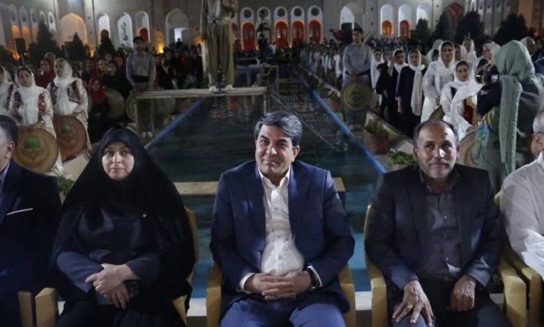 رویدادهای فرهنگی و هنری، زمینهساز ارتقاء نشاط اجتماعی و توسعه گردشگری کرمان 1 d8b1d988db8cd8afd8a7d8afd987d8a7db8c d981d8b1d987d986daafdb8c d988 d987d986d8b1db8cd88c d8b2d985db8cd986d987d8b3d8a7d8b2 d8a7d8b1 69268524bc79f