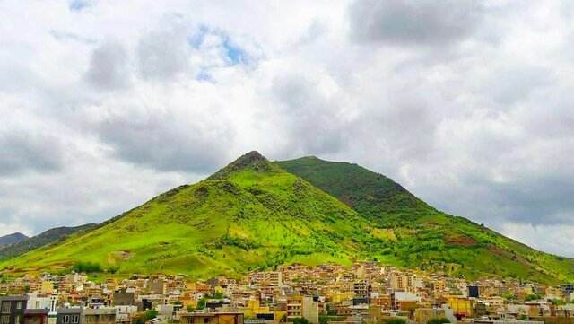 سفر به کردستان، تجربهای کمنظیر از زیبایی و فرهنگ و ماجراجویی 15 سفر به کردستان، تجربهای بینظیر از زیبایی و فرهنگ و ماجراجویی